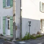 Charmante Maison Pierre A Ors * Le Château-dʼOléron