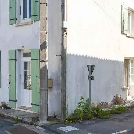 Charmante Maison Pierre A Ors * Le Château-dʼOléron