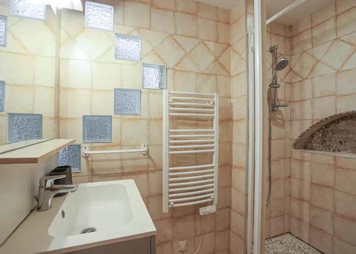 Charmante Maison Pierre A Ors * Le Château-dʼOléron